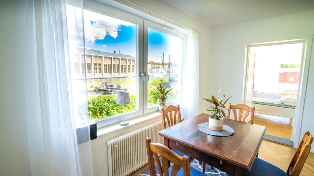 Byggmaestare Villan Motala Exterior photo
